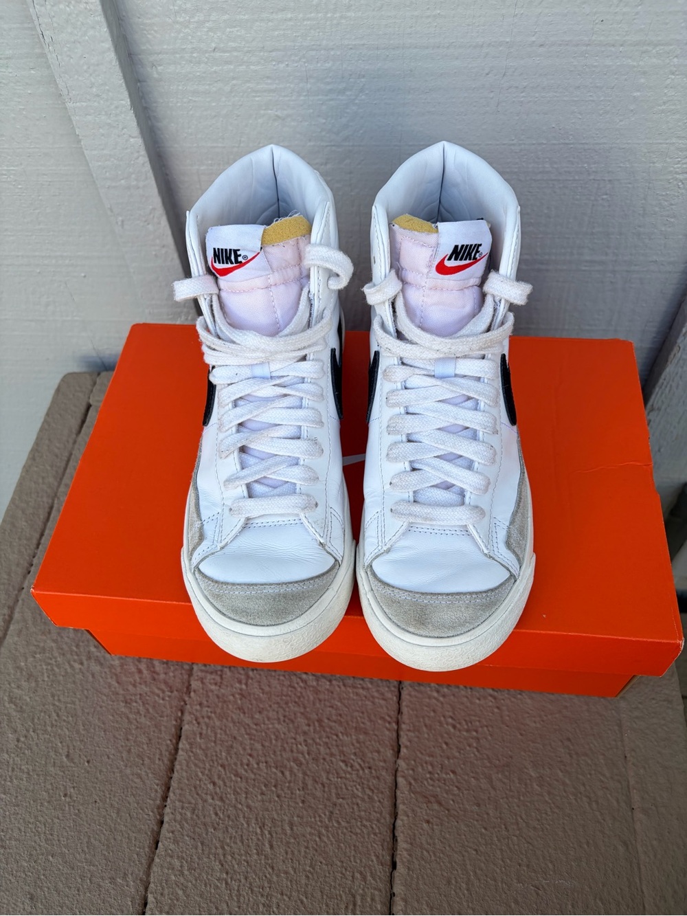 Nike Women’s Blazer Mid '77 White Sneakers with Black Nike Swoosh - Picture 2 of 7